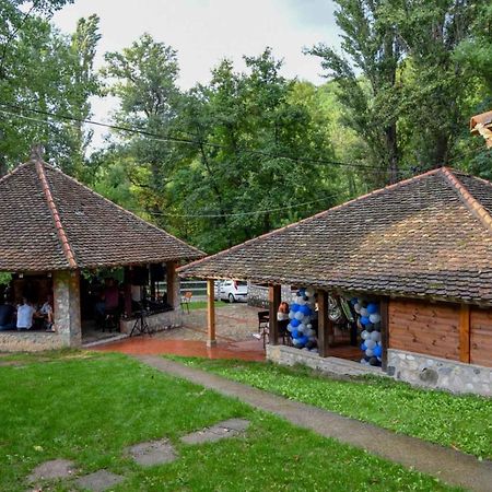 Poljoprivredno Turisticko Domacinstvo Deguric Apartment Valjevo Exterior foto