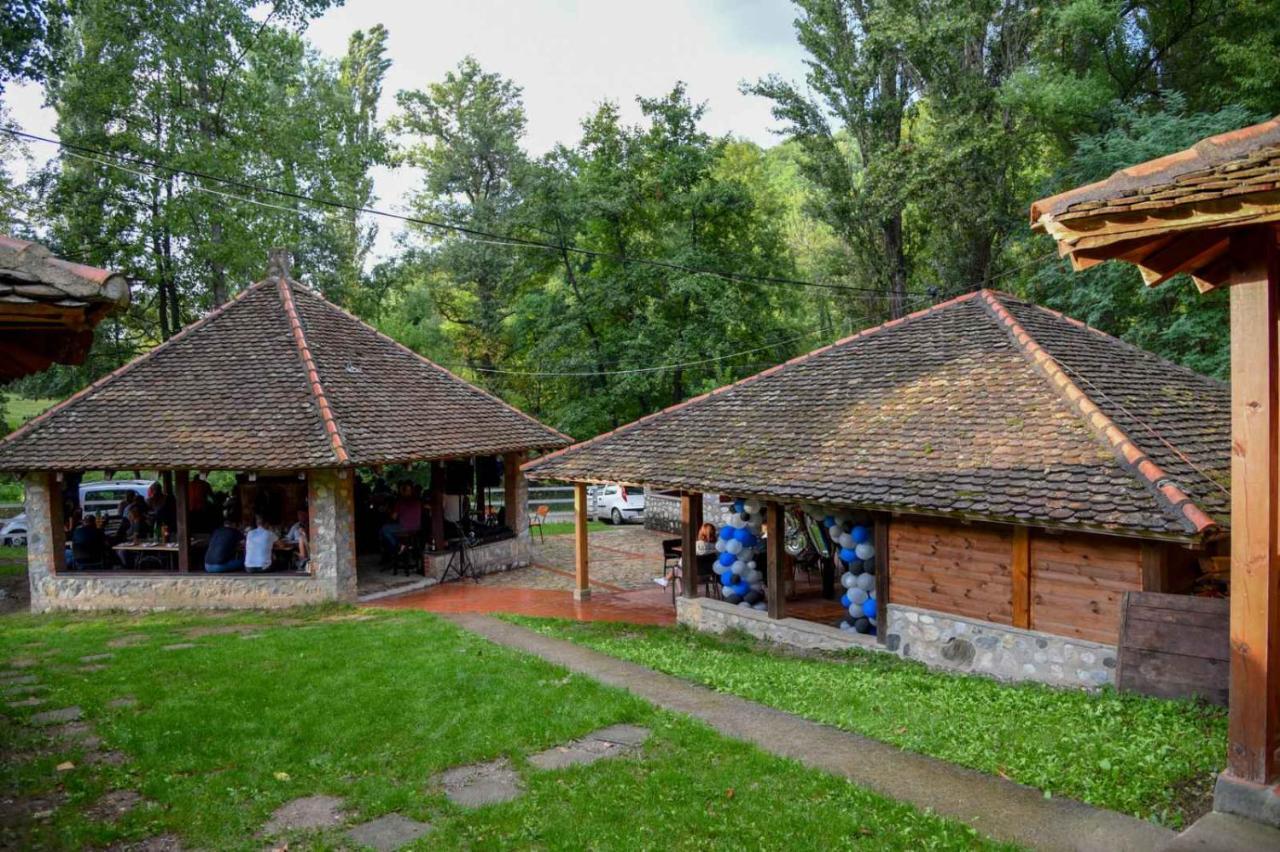 Poljoprivredno Turisticko Domacinstvo Deguric Apartment Valjevo Exterior foto